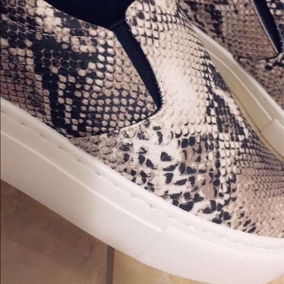 Qupid Slip-Ons Snake - Picture 4 of 4